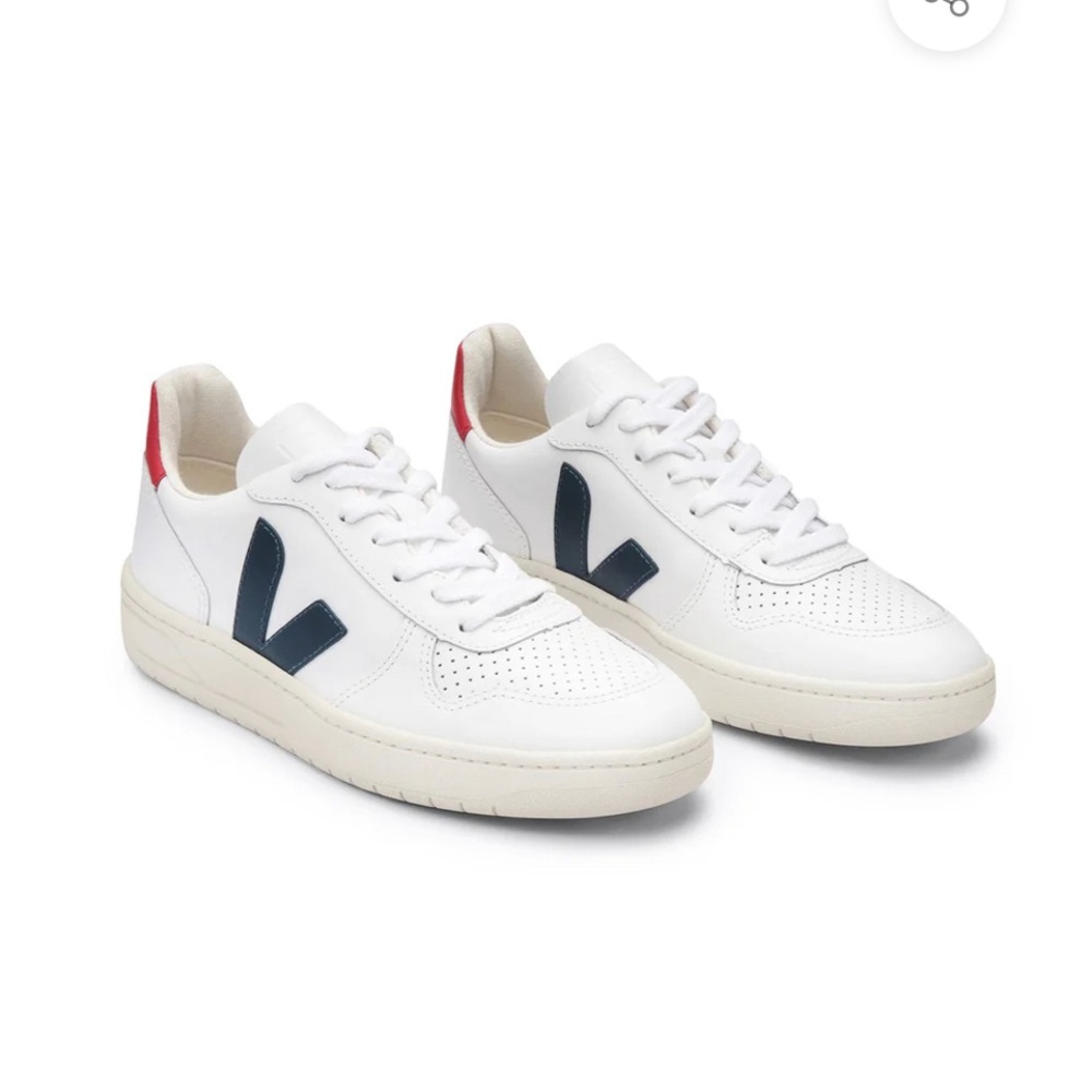 Veja V10 Leather Women’s White/Black Athletic casual Sneakers Size 10